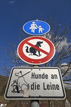 Prohibitive signs for dogs