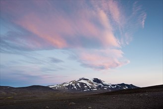 Pink coloured clouds over Mt Snaefell