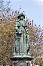 Fraulein-Maria-Denkmal