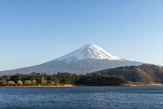 View over Lake Kawaguchi