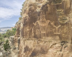 Fremont-style petroglyphs at the McConkie Ranch