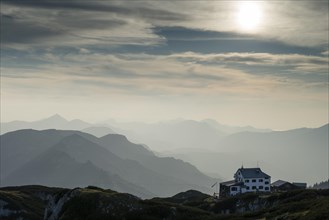 Stohrhaus refuge on Mt Berchtesgadener Hochthron