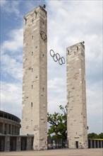 Towers with Olympic rings