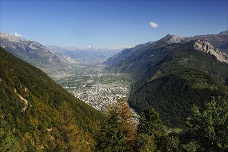 The view of the Rhone valley from Martigny to Sierre and Leukerbad