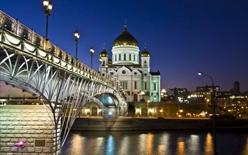 Cathedral of Christ the Saviour and Patriarch Bridge across Moskva River at night