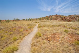 Kunjarra or The Pebbles granite boulders