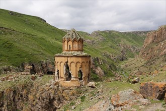 Armenian Khtzkonk Monastery or Beskilise Manastiri