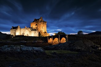 Eilean Donan Castle at the confluence of Loch Duich