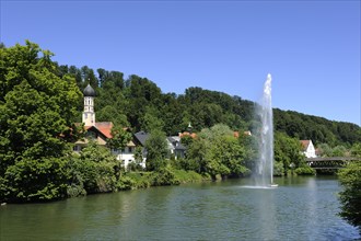 Town of Wolfratshausen with the Parish Church of St. Andrew