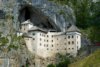 Predjama Castle