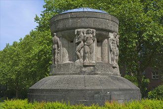 War memorial on the promenade