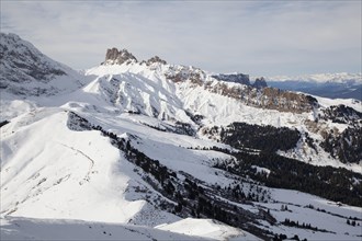 Denti di Terrarossa peaks in winter