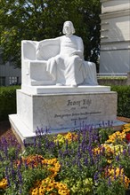 Franz Liszt marble monument by A. Jaray