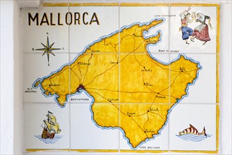 Map of Majorca on tiles