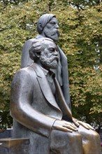 Bronze statues of Karl Marx and Friedrich Engels