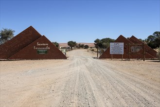 Entrance to the Sossusvlei at Sesriem Camp