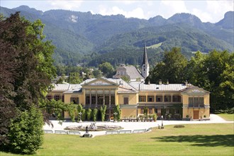 Kaiservilla imperial villa in the Kaiserpark park
