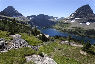 Hidden Lake with Reynolds Mountains and Bearhat Mountains