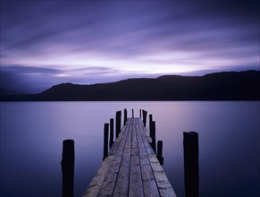 Dawn on Brandelhow Bay