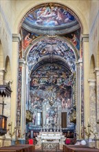 Choir and apse with fresco