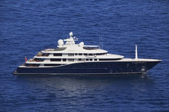 Derecktor Shipyards motor yacht Cakewalk