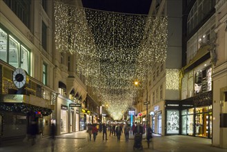 Christmas lights at Kohlmarkt street