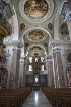 Frescoed ceilings and organ