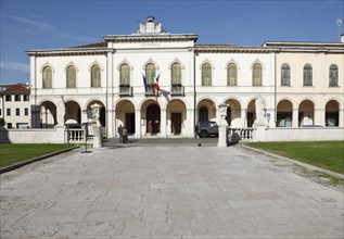 Piazza S. Liberale