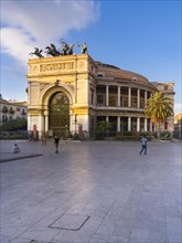 Theater Politeama Garibaldi