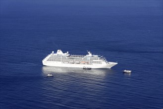 Cruise ship OCEAN PRINCESS