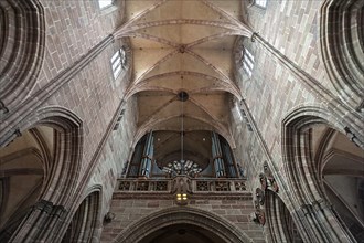 Organ loft with rose window in the Lorenz Church