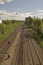 Railway tracks and switches of the S-Bahn and Bundesbahn