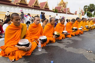 Monks in the streets of Phnom Penh
