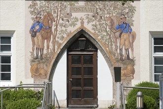 Luftlmalerei mural on a post office