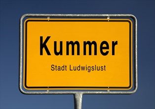 City limits sign of Kummer