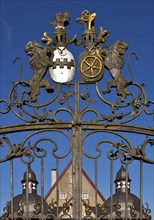 Entrance gate of Schloss Neuenhof castle