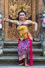 Balinese Kecak dancer