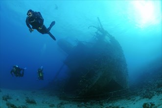 Diver looking at wreckship Giannis D