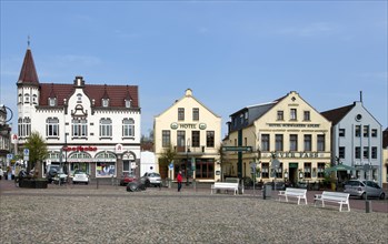 Schloss-Apotheke pharmacy and commercialmbuildings