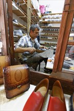 Shoemaker in Yemeniciler Bazaar or Yemeniciler Arastasi