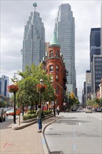 Skyscraper and Flatiron Building on Front Street