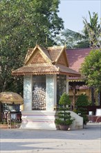 Wat Thmei temple with a memorial to the victims of the Khmer Rouge regime