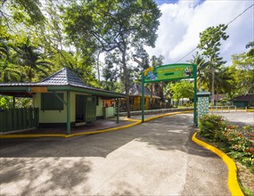 Entrance to the Dunn's River Falls
