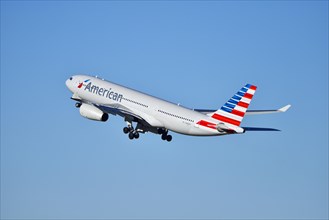 Take-off American Airlines Boeing B 767