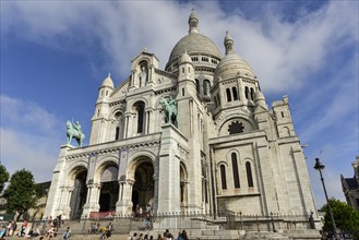 Basilica of the Sacred Heart of Paris or Sacre-Coeur de Montmartre
