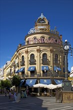 Pedro Domecq building in Calle Larga
