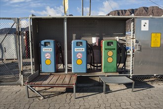 Car filling station