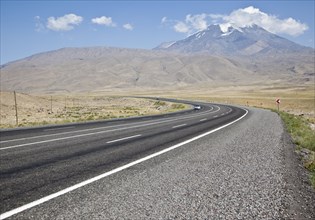 Road to Mount Ararat
