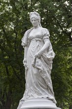 The new Queen Luise monument