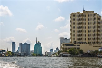 Hotel Baan Chaopraya with skyline